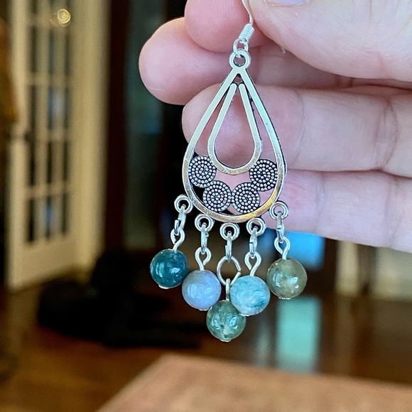 Handcrafted Green Adventurine and Jasper bib Necklace with Bracelet and Earrings - Picture 8 of 10